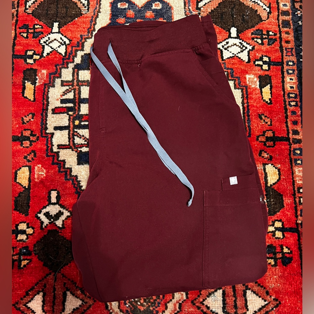 FIGS Yola Scrub Pants- XL